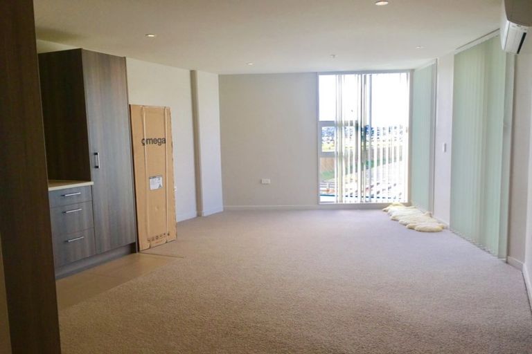 Photo of property in 604/27 Don Mckinnon Drive, Albany, Auckland, 0632