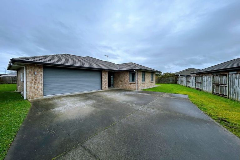 Photo of property in 11 Wessex Place, Rototuna North, Hamilton, 3210