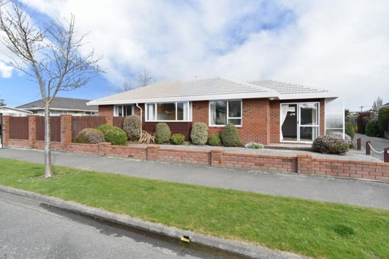 Photo of property in 46a Daniels Road, Redwood, Christchurch, 8051