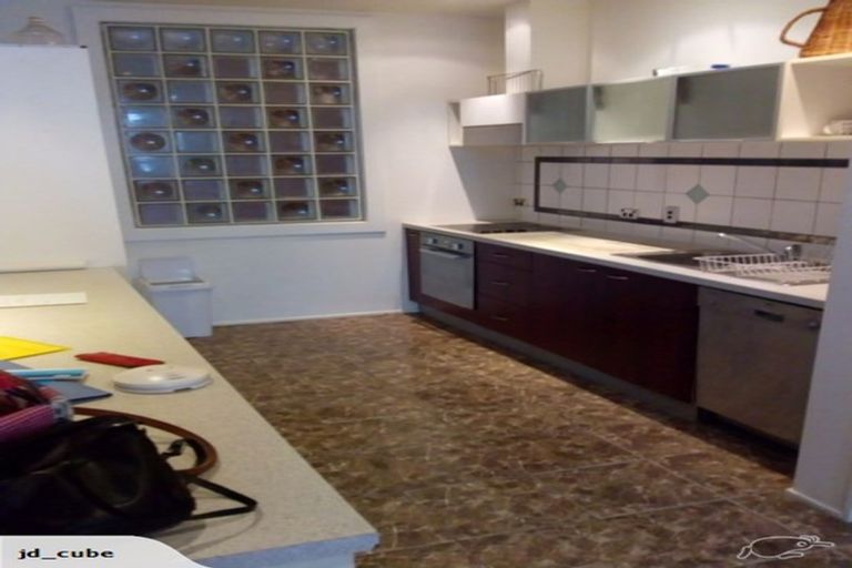 Photo of property in Hb Apartments, 8/3 Holland Street, Te Aro, Wellington, 6011