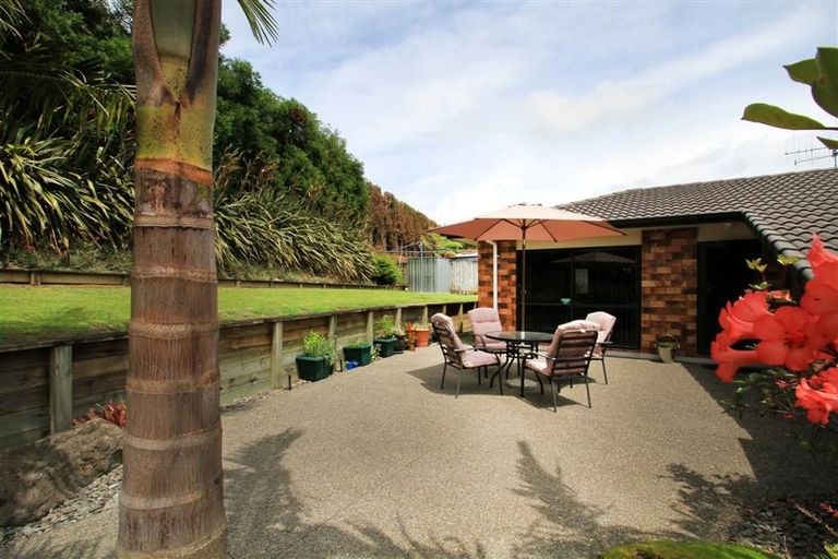 Photo of property in 24 Hidcote Place, Bethlehem, Tauranga, 3110