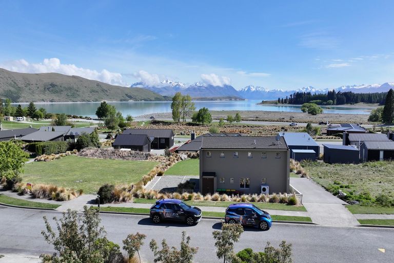 Photo of property in 6 Pollock Place, Lake Tekapo, 7999