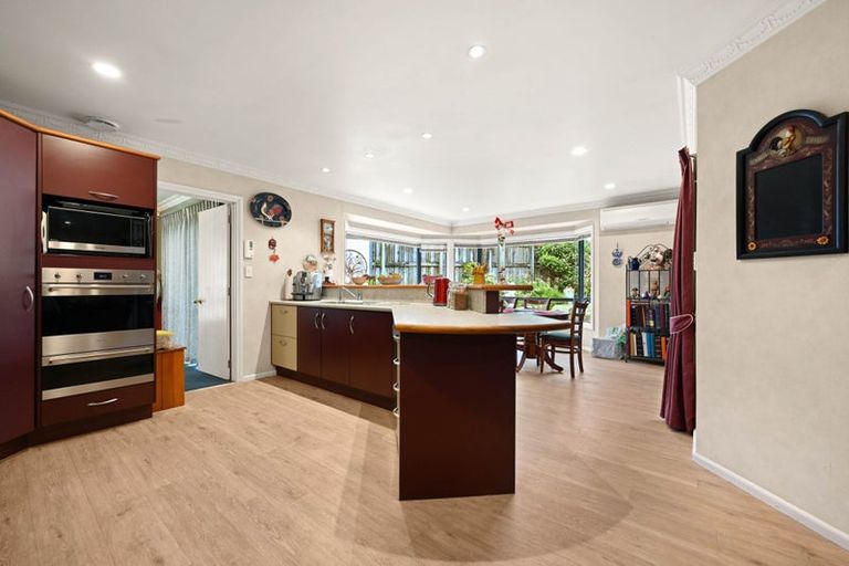 Photo of property in 6 Flora Way, Rototuna, Hamilton, 3210