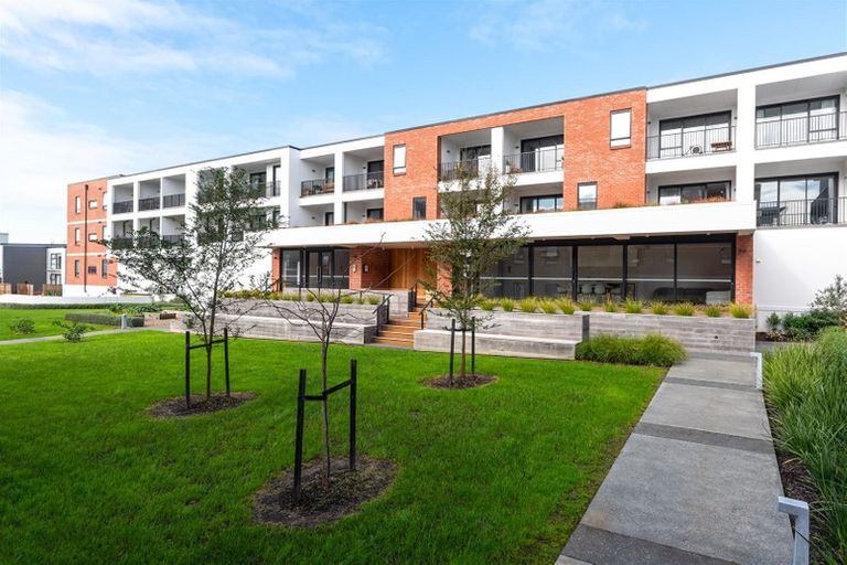 Photo of property in 109/81 Mapou Road, Hobsonville, Auckland, 0616