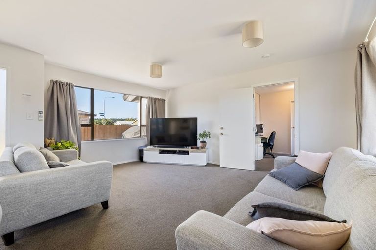 Photo of property in 45 Ashwood Street, Parklands, Christchurch, 8083