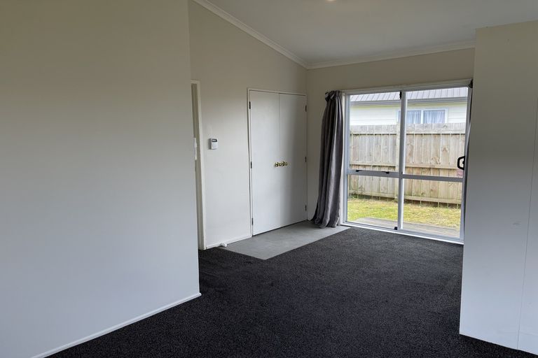 Photo of property in 1/20 Solveig Place, Randwick Park, Auckland, 2105