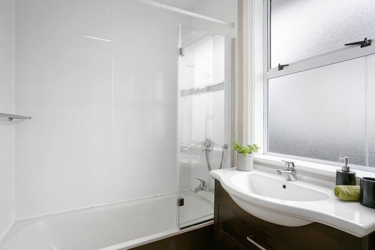 Photo of property in 63 Spencer Street, Leamington, Cambridge, 3432