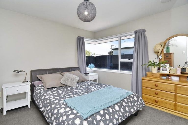 Photo of property in 6 East Belt, Rangiora, 7400