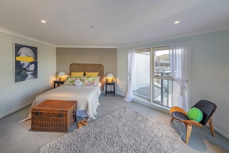 Photo of property in 9/5b Kent Terrace, Mount Victoria, Wellington, 6011