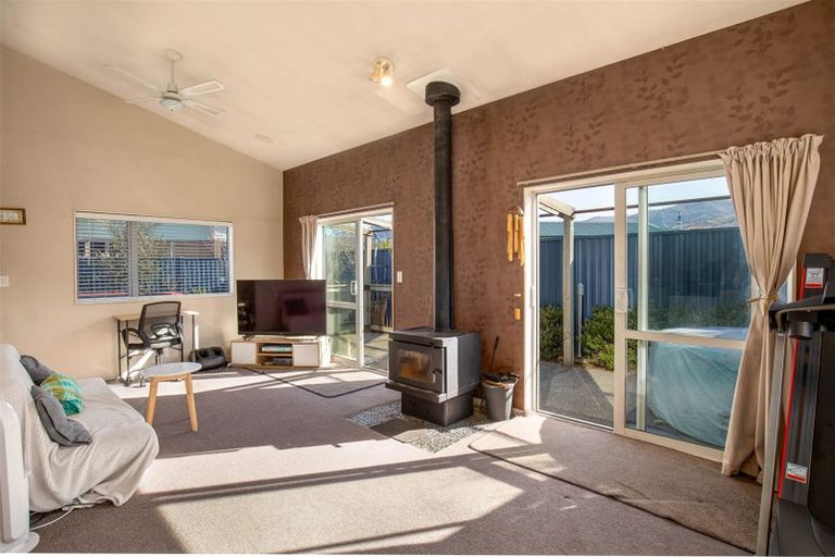 Photo of property in 32 Wishart Crescent, Cromwell, 9310