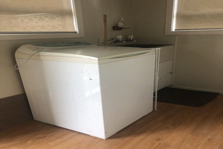 Photo of property in 2/12 Parata Street, Two Mile Bay, Taupo, 3330