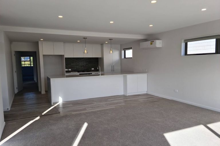 Photo of property in 6 Lussa Close, Broomfield, Christchurch, 8042