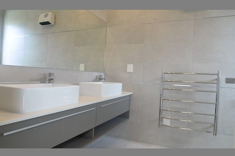 Photo of property in 12 Kaiawa Street, Beachlands, Auckland, 2018