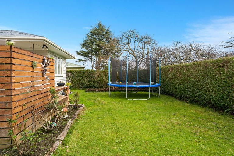 Photo of property in 72 Campbell Street, Leamington, Cambridge, 3432