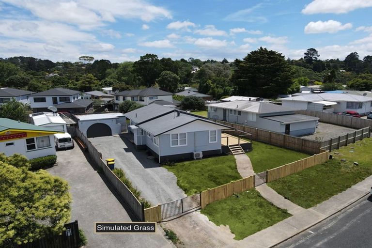 Photo of property in 22 Riverpark Crescent, Henderson, Auckland, 0610
