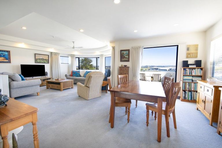 Photo of property in 24c The Esplanade, Westshore, Napier, 4110