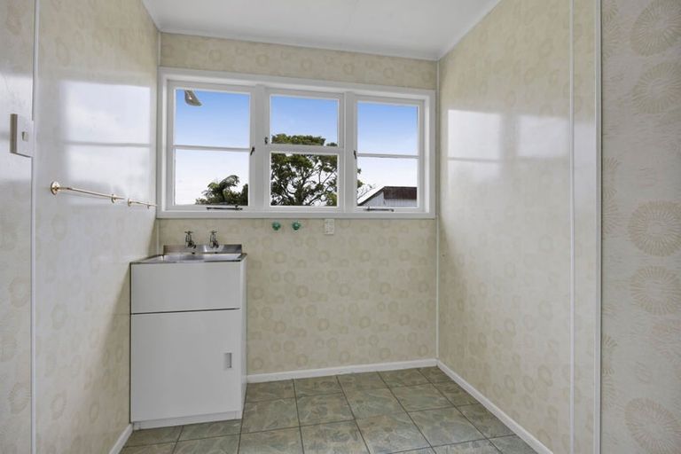 Photo of property in 124 Kahouri Road, Midhirst, Stratford, 4394