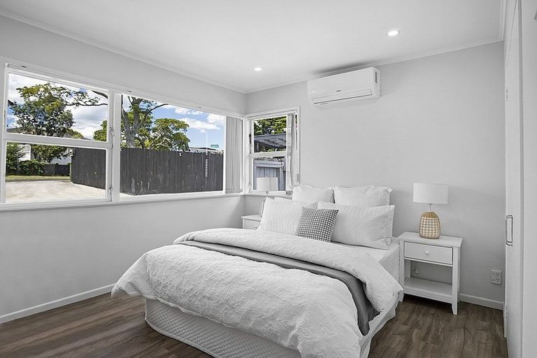 Photo of property in 25 Hobart Crescent, Wattle Downs, Auckland, 2103