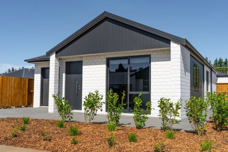 Photo of property in 4 Magnolia Lane, Katikati, 3178