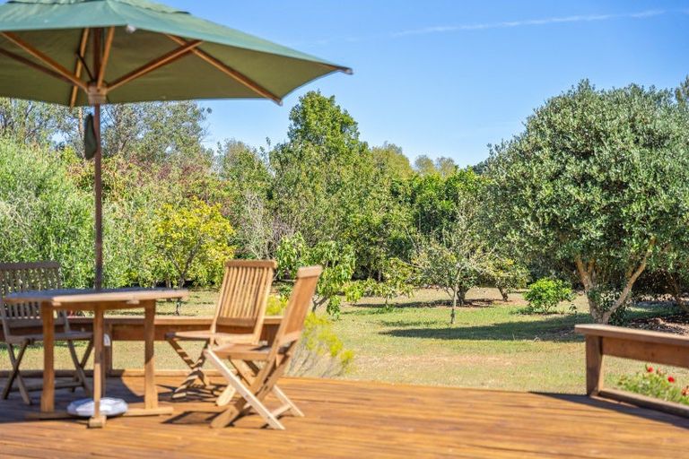 Photo of property in 105-109 Greenwood Boulevard, Otaki, 5512