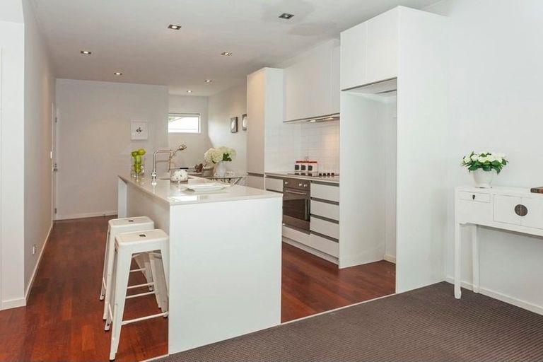 Photo of property in 32c Champion Street, Edgeware, Christchurch, 8013