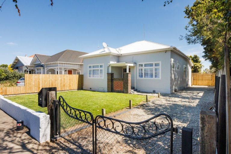 Photo of property in 296 Ruahine Street, Terrace End, Palmerston North, 4410