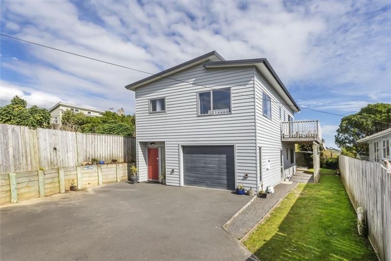 Photo of property in 143a Dimock Street, Titahi Bay, Porirua, 5022
