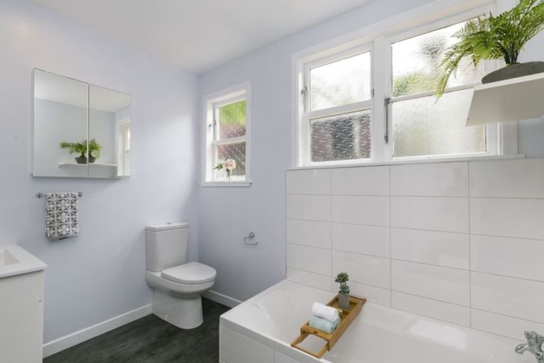 Photo of property in 4 Reuben Avenue, Brooklyn, Wellington, 6021