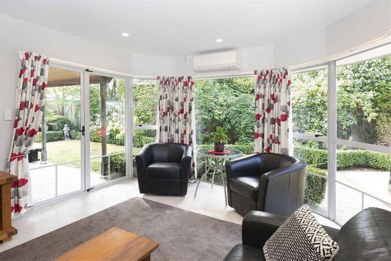 Photo of property in 238 Withells Road, Avonhead, Christchurch, 8042