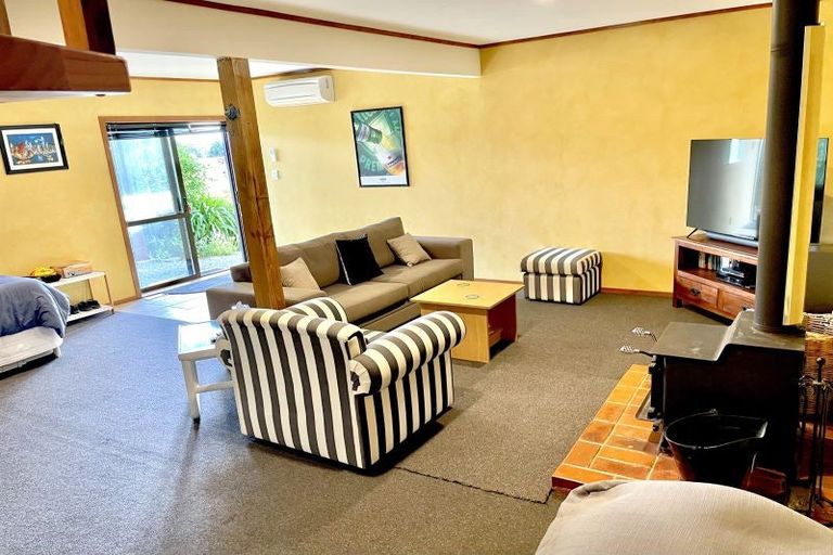 Photo of property in 98 Lake Ferry Road, Lake Ferry, Featherston, 5772