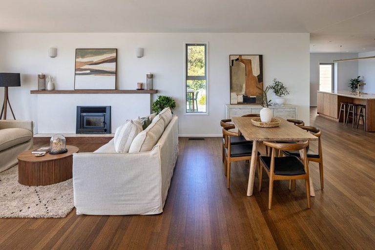 Photo of property in 128 Seatoun Heights Road, Seatoun, Wellington, 6022