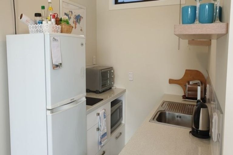 Photo of property in 8 Bovett Place, Wanaka, 9305