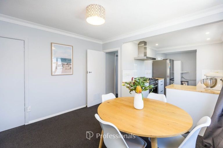 Photo of property in 19 Victoria Street, Ebdentown, Upper Hutt, 5018