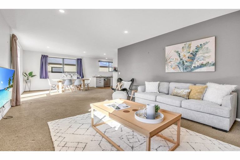 Photo of property in 24 Sinclair Street, New Brighton, Christchurch, 8083