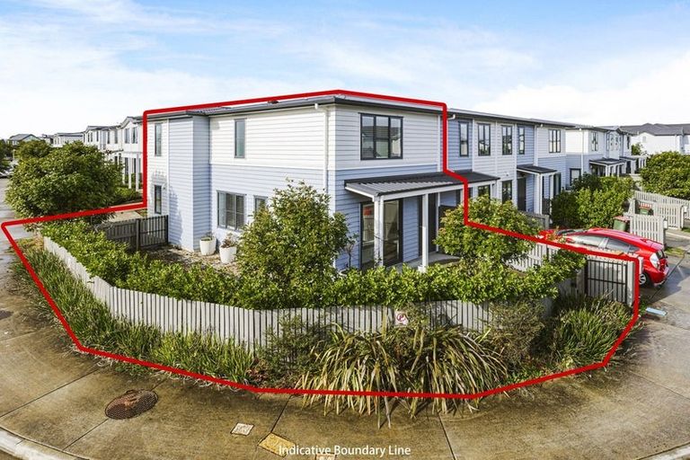 Photo of property in 15 Saddleback Crescent, Papakura, 2110