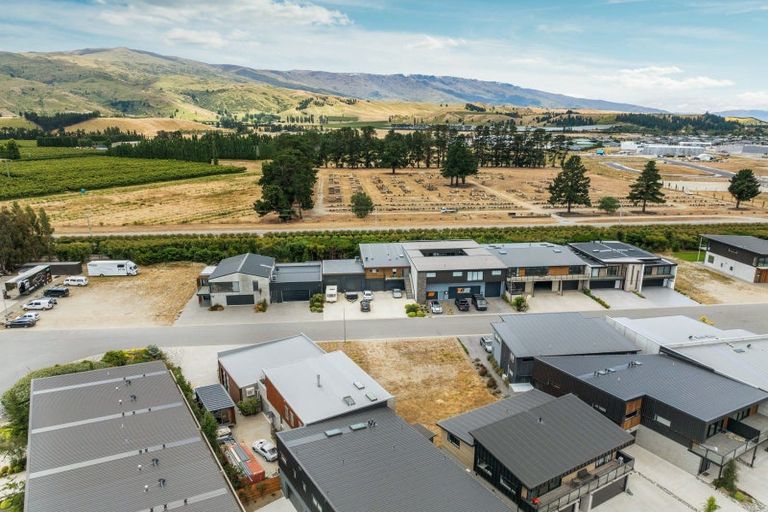 Photo of property in 19 Silverstone Drive, Cromwell, 9384