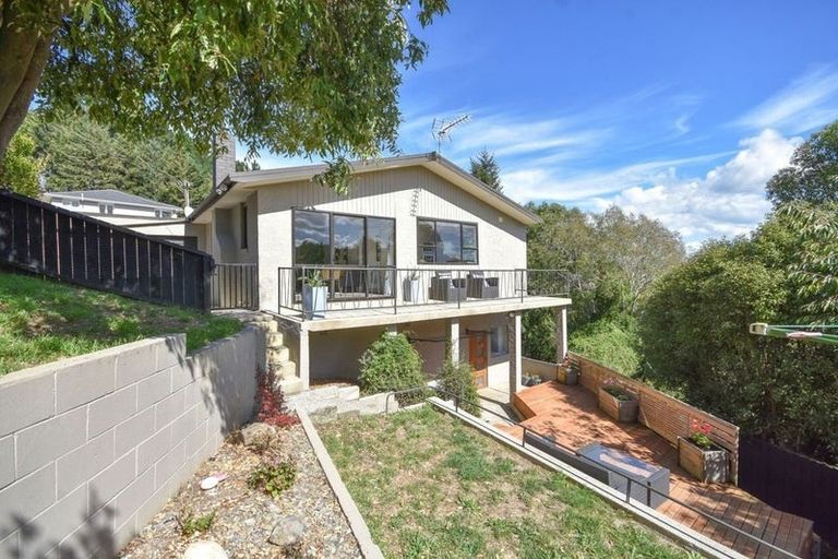 Photo of property in 2 Church Hill Road, Green Island, Dunedin, 9018