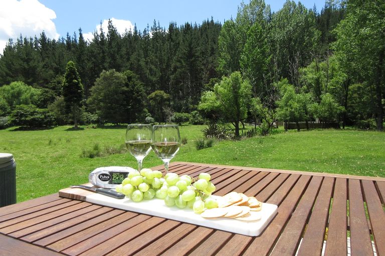 Photo of property in 84 Rigden Road, Opua, 0272