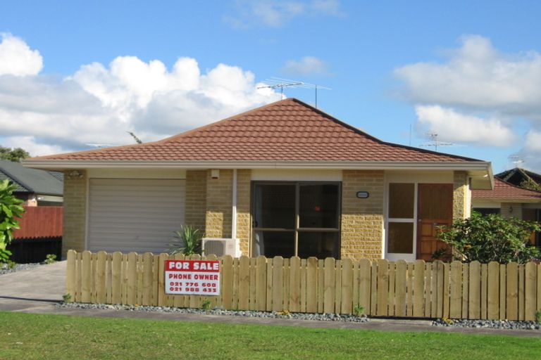 Photo of property in 1/14 Pine Road, Orewa, 0931