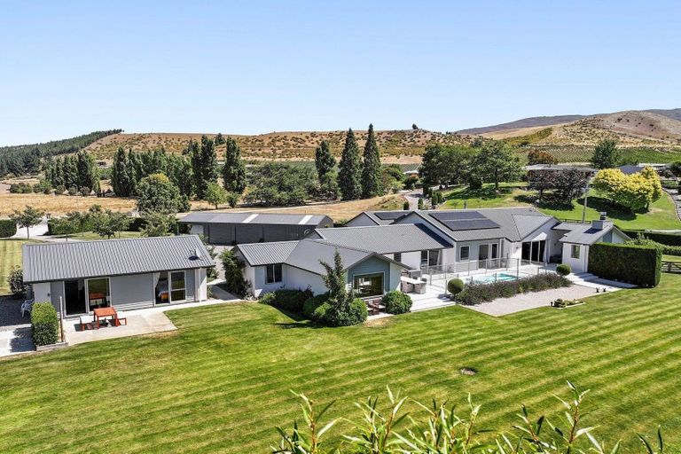 Photo of property in 6 Lowburn Valley Road, Lowburn, Cromwell, 9384