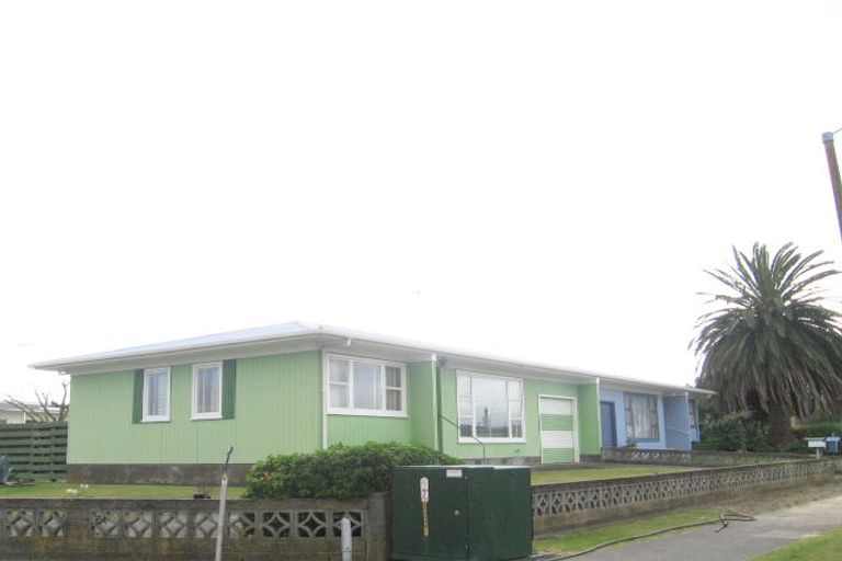 Photo of property in 1-3 Rochester Street, Tamatea, Napier, 4112