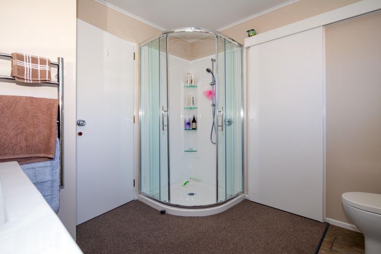 Photo of property in 71 Main North Road, Geraldine, 7930