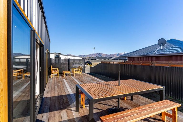 Photo of property in 5 Unwin Place, Twizel, 7901