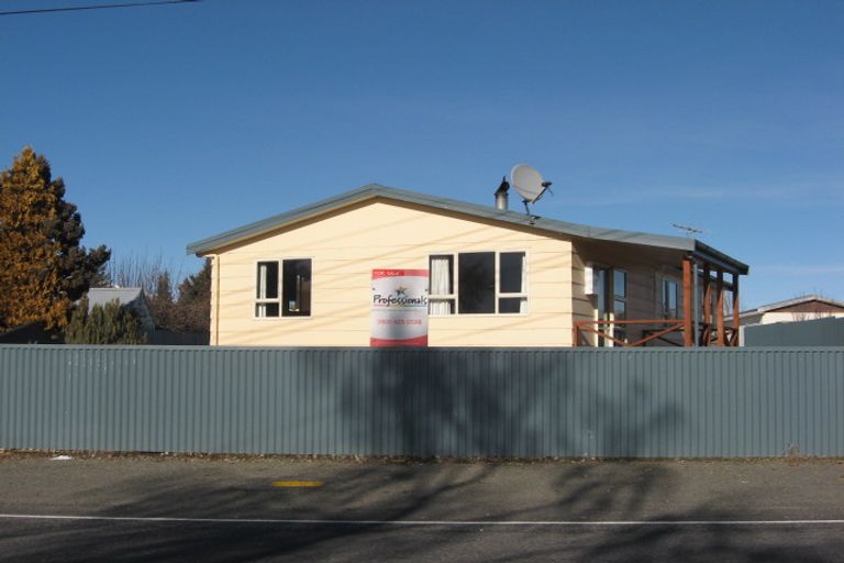 Photo of property in 318 Mackenzie Drive, Twizel, 7901