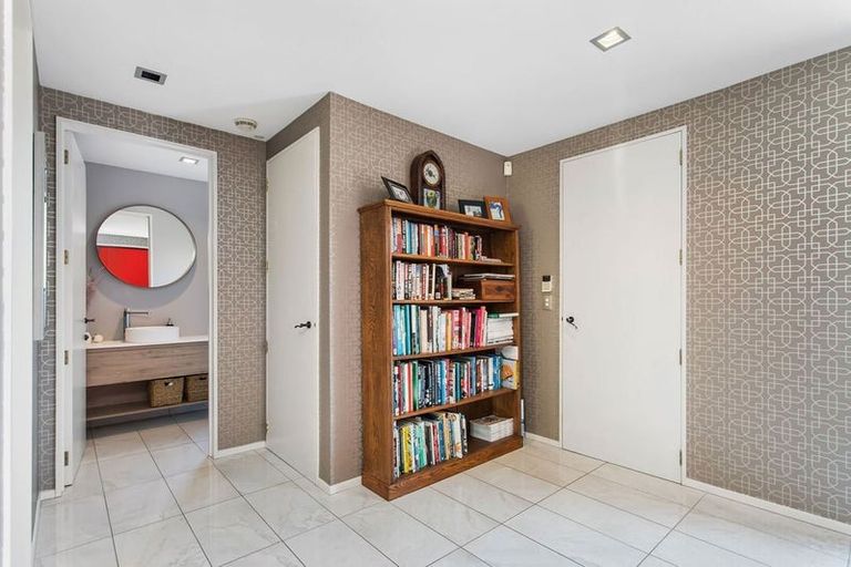 Photo of property in 89a Hawthorne Street, Strowan, Christchurch, 8052