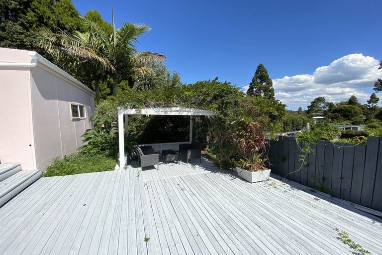 Photo of property in 6 Barlow Place, Chatswood, Auckland, 0626