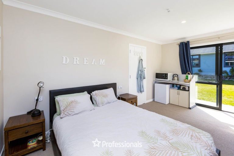 Photo of property in 45 Gillespies Road, Birchville, Upper Hutt, 5018