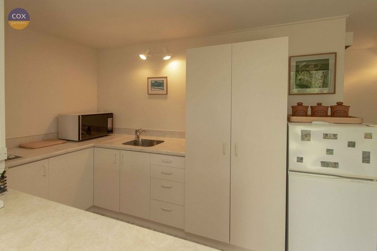 Photo of property in 39a Tauroa Road, Havelock North, 4130