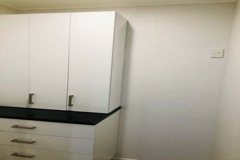 Photo of property in 2/1001 High Street, Avalon, Lower Hutt, 5011