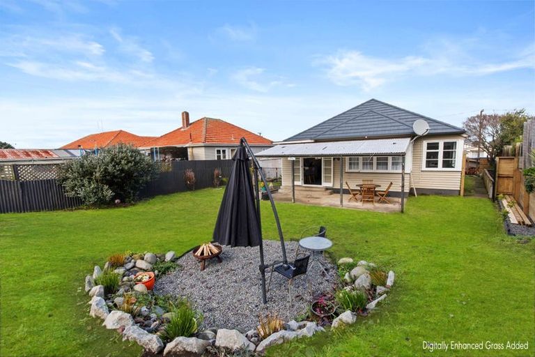 Photo of property in 110 Gonville Avenue, Gonville, Whanganui, 4501